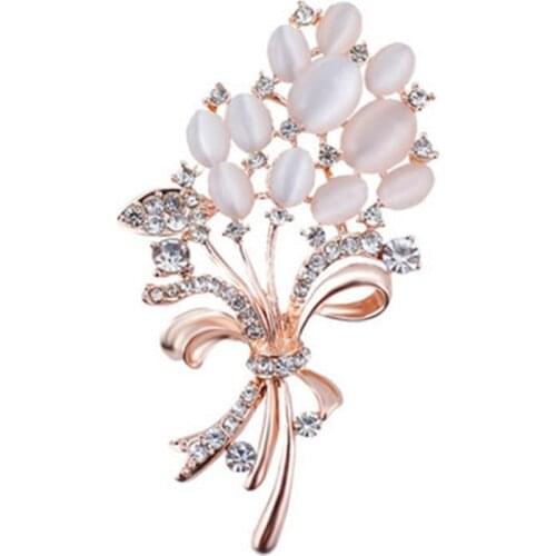 1Pcs Fashionable Opal Stone Flower Brooch Pin Garment Accessories Birthday Gift Brooches for Women Rhinestone Brooch Pin