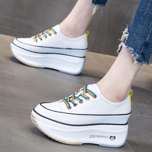Ulzzang 2020 new fashion shoes hot style spring/summer small white shoes with enhanced platform inside women