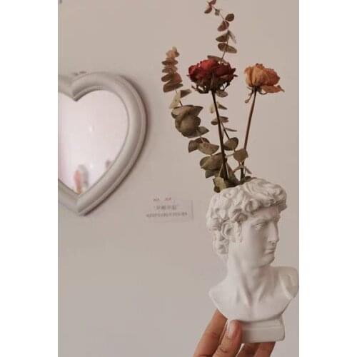 Modern Nordic Style Creative Portrait Vase Human Head Flower Vases Decorative Ornaments Resin David Crafts Room Decor Sculpture