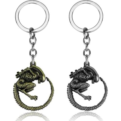 Aliens Predator Keychain keyring Alien Queen pendant keyring Accessories Key Chains Alien llaveros For Fans Car keychain pendant