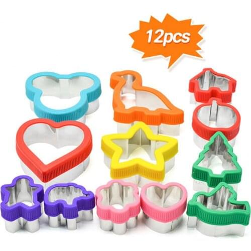 12 Pcs/Set Cookie Cutter Biscuit Press Stamp Mold Embosser Sugar Pasty Cake Bread DIY Mould Sandwich Mold Kitchen Baking Tools