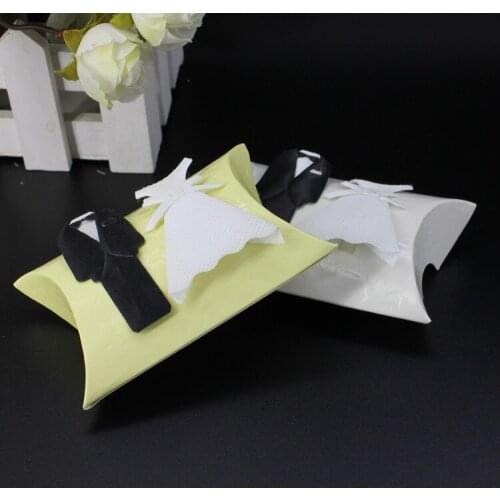 24pcs High Quality Fabric Bride and Groom Shape Paper Box Pillow Box for Wedding Jewelry Candy Box Package