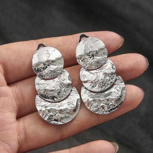 Baroque 2021 Round Irregular Clip Earring Mental Womans Fashion Vintage Ear Accessories Party Girl Charm Simple Jewelry