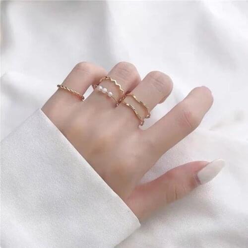 Ring Set Temperament Fashionable and Popular Womens Multi-layer Ring Twist Pearl Opening Beautiful Hand-tail Ring 5pcs Set