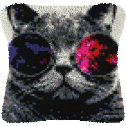 Latch Hook Cushion Cat with Heart Pillow Case Pre-Printed Canvas Acrylic Yarn Latched Hook Pillow Kits Crochet Cushion Cover