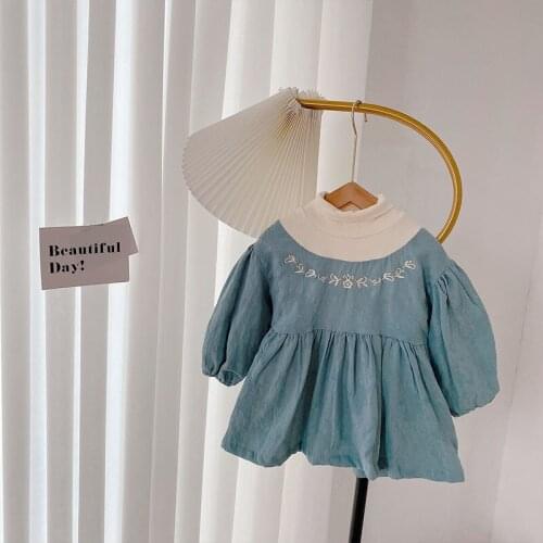 ChildrenS Lantern Sleeve Turtleneck Vintage Embroidery Floral Princess Party Girls Kids Pleated Dress Vestidos