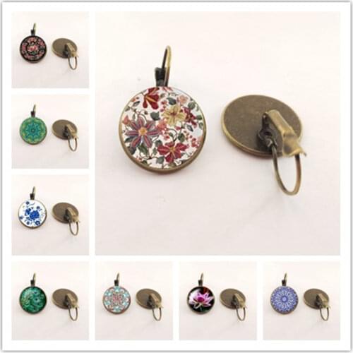 Fashion Charm Henna Yoga Amulet Womens Earrings Round Glass Cabochon Earrings Jewelry Bohemian Mandala Womens Earrings