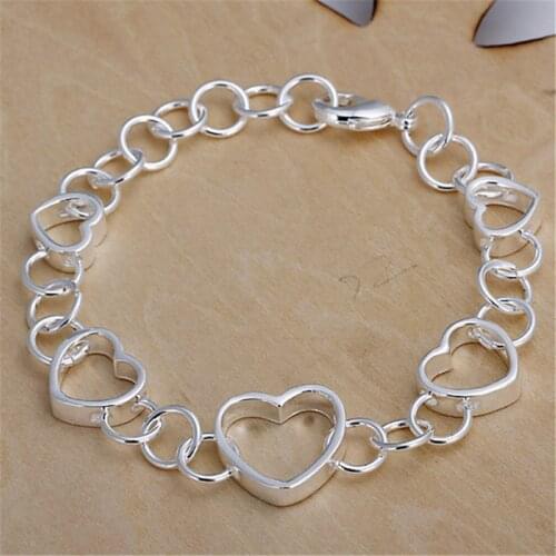 Beautiful heart-shaped charm silver color bracelets new listings high -quality fashion jewelry Christmas gifts