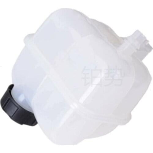 Car Coolant recovery tank Liquid storage tank 2014-b mwi8 I12 i8 I12 Water tank kettle Radiator coolant expansion tank