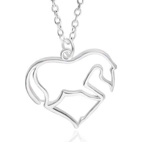 Creative Heart shaped Horse Pendant Necklace For Men Women Punk Hip Hop Silver Color Clavicle Chain Accessories Fashion Jewelry