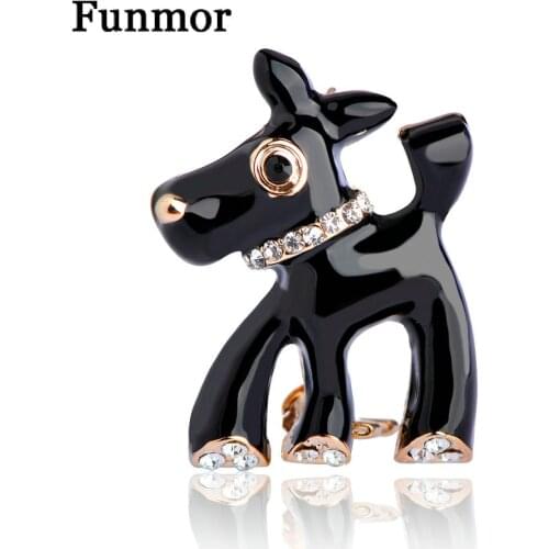Lovely Mini Dog Brooches For Women Men Enamel Esmalte Black Dogs Scarf Decoration Club Badge Casamento Animal Lapel Pins Bijoux