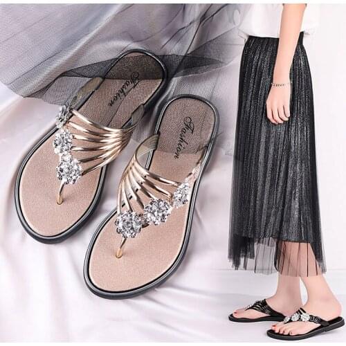 ROMANCE DAWN Footwear