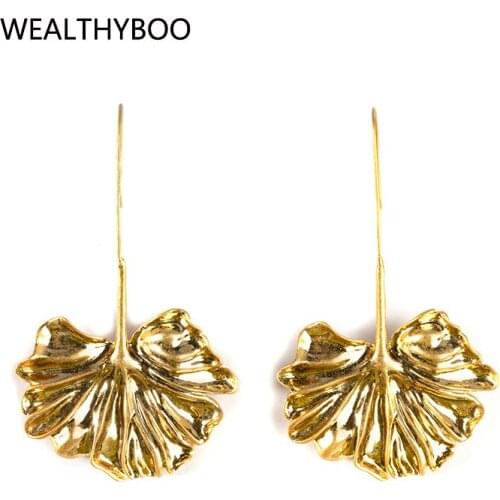 Alloy Leaf Dangle Earrings For Women Gold Geometric Metal Leaves Long Big Drop Earring Wild Temperament Earrings for Women Girls