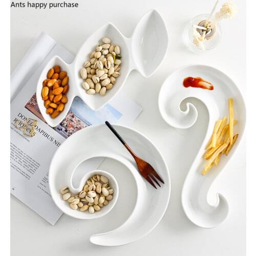 White ceramics Creative interesting Dim sum plate nut Partition fruit Dinner plate christmas dishes dessert tray bone china