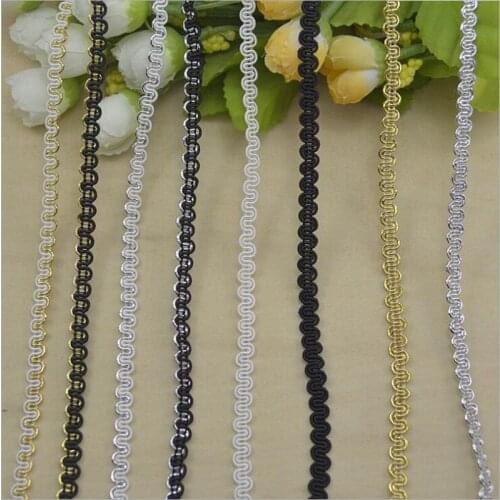 0.6CM Wide HOT Embroidery beige flower lace fabric trim ribbon DIY sewing applique collar fringe craft wedding guipure decor