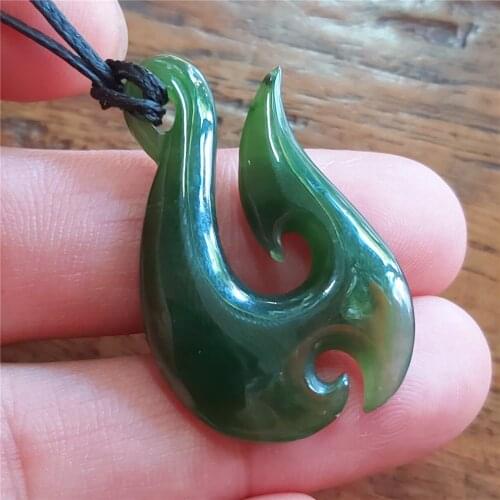 Natural Green Nephrite Hook pendant Maori style Jewelry gift NZ POUNAMU Necklace Canadian jade Aquaman Greenstone