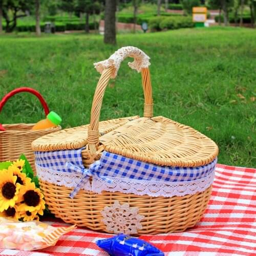 Wicker Picnic Baskets Hamper with Lid and Handle Gift Baskets Empty Oval Willow Woven Picnic Storage Basket Outdoor Storage Tool