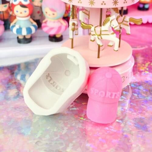 3D Baseball Hat Sun Hat Silicone Mold Car Aroma Candle Plaster Mold Cake Decoration Silicone Mold
