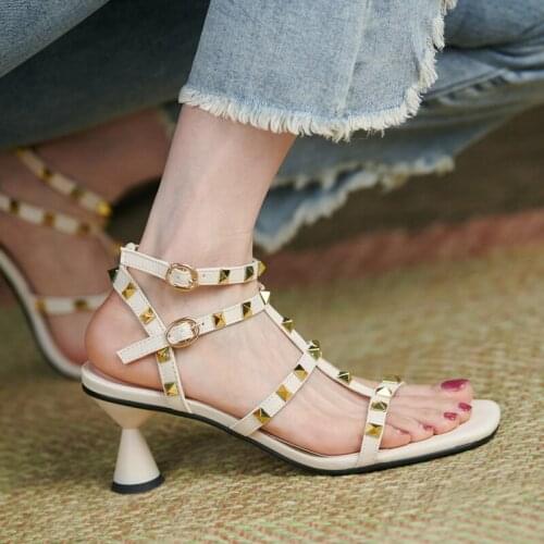 2021 Fashion Rivet Khaki Beige High Heels Ankle Strap Strappy Sandals Women Sexy Strange Style Heels Party Bridal Shoes Size 43