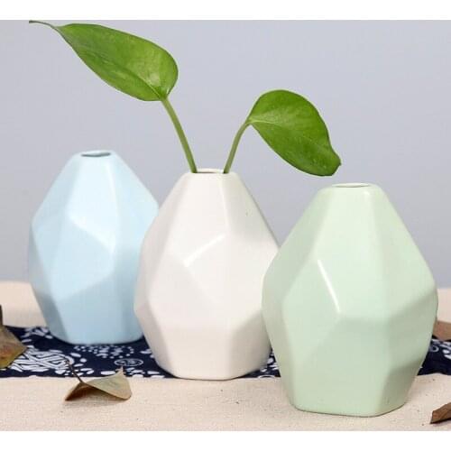 3PCS Multi-faceted Ceramic Vase Simple Modern Plant Hydroponic Container Creative Aromatherapy Bottle Home Study Decor Bottle