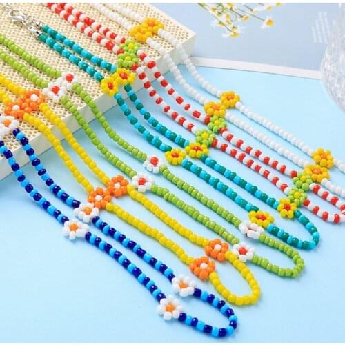 MOPAI Cute Daisy Choker Necklaces For Women Multicolor Acrylic Beads Little Flowers Charms Chains Necklaces 2021 Fashion Jewelry