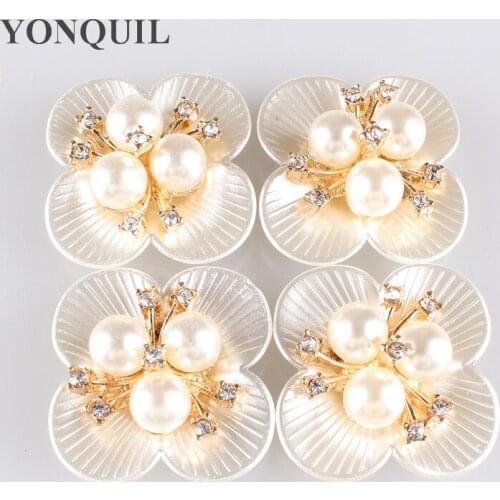 30 MM Fashion Pearl Button Flower Love Wedding Jewelry Luxurious Buttons For Women Flower Kampanula Chehol 20Pcs/Lot MYQB098