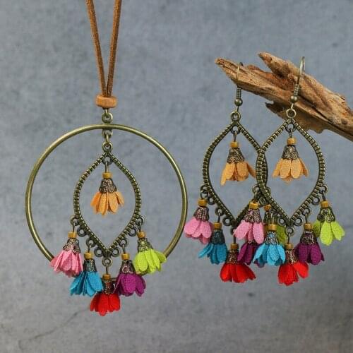 New Bohemian Ethnic Style Earrings Necklace Jewelry Set Female Tassel Flower Round Earrings Sweater Chain Accessory Combination