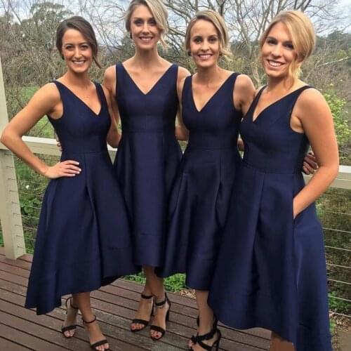 Tea Length Navy Blue Bridesmaid Dresses With Pockets V-neck A-line Satin Wedding Party Gowns Elegant Short Maid Of Honor Dresses