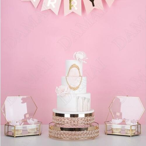 European Metal Storage Tray Wedding Desktop Dessert Table Home Afternoon Tea Cake Organizer Living Room Tableware Relief Trays