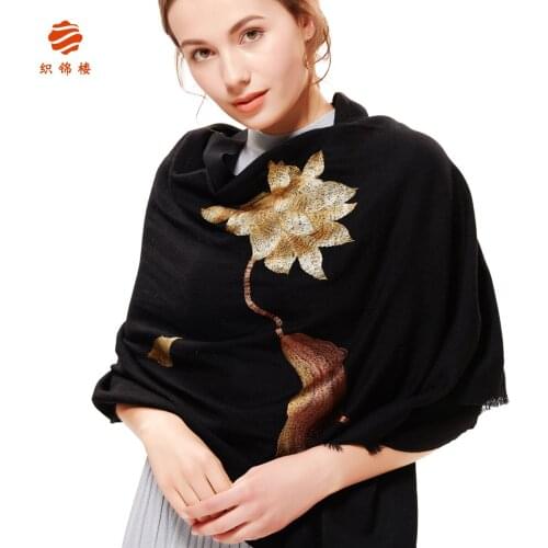 Embroidery floor wool scarf age season long black lotus lady shawls and 2018 new centers around women