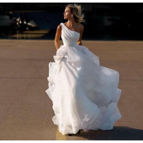 2021 Princess One Shoulder Organza Wedding Dress Bride Dresses Boho Floor Length Wedding Gowns Vestido De Noiva