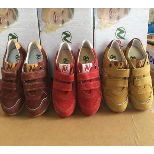 Spring and autumn childrens natural leather shoes for boys and girlssports shoes travel student size 25 to 30