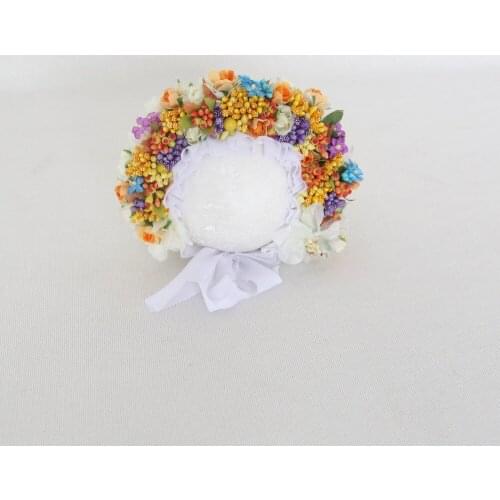 Lace Newborn Ruffle Hat Handmade White Baby Girl Flower Headpiece Newborn Prop Bonnet Infant Floral Hat for Photography Shoot