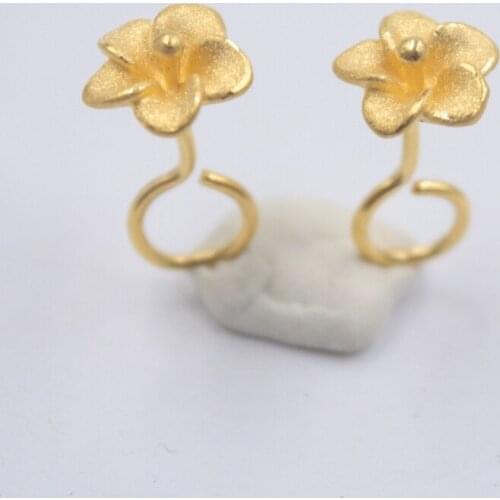 Real 24K Yellow Gold Stud Earrings Lovely Flower-Shape Stud Earrings for Women NEW AND 1 PAIR ONLY
