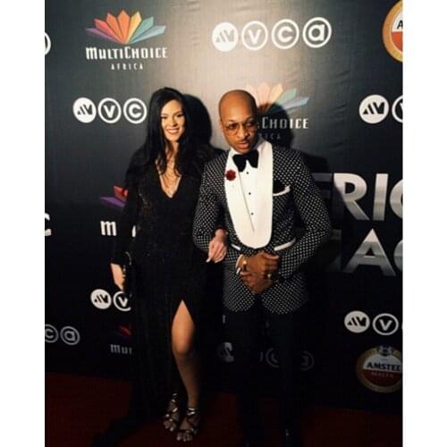 New Arrival Groomsmen Shawl White Lapel Groom Tuxedos Black Men Suits Wedding Best Man (Jacket+Pants)