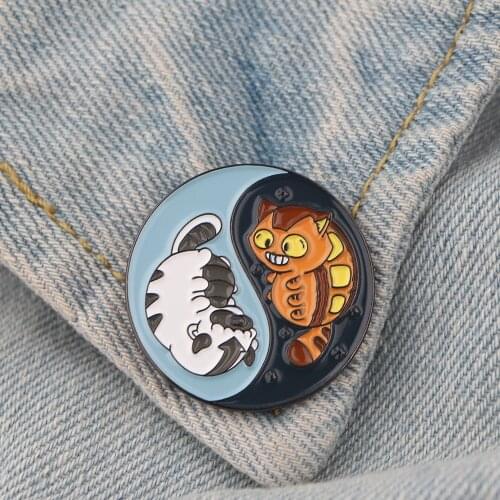 LT590 Cartoon Anime Funny Creativity Enamel Pins Badge for Backpack Collar Lapel Pin Hat Jewelry Birthday Gifts for Friends