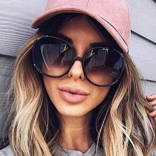 ZUIDID Oversized Women Sunglasses Female Retro Round Big Frame Clear Sun Glasses Brand Designer Travel Fishing Eyewear UV400