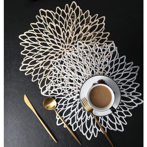 Fuwatacchi 4pcs PVC Coaster Placemat for Dining Table Hibiscus Coaster Insulation Table Mats Heat Resistant Hollowed-out Pads