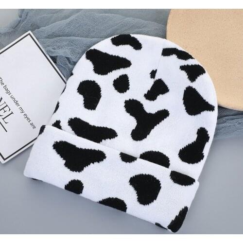 2021 New Fashion Zebra Pattern Winter Warm Skullies Beanies Caps Unisex Crimping Milk Pattern Knitted Hat Ski Cap