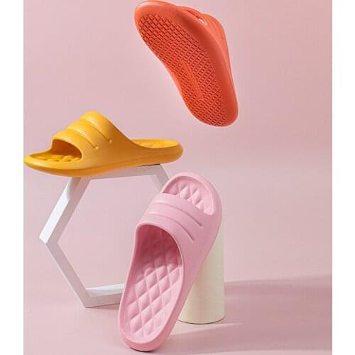 2021 Bathroom Sandales Women Slippers Outside Summer Thick Bottom Sandals Non-slip Breathable Couple Men Sandalias