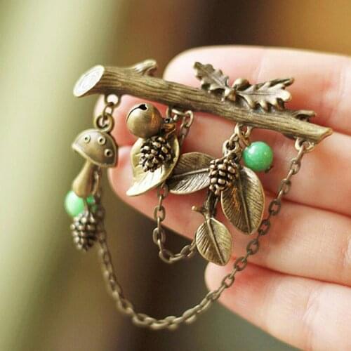 1PC Vintage Pine Nut Brooch Literary Pine Fruit Corsage Fresh Pinecone Breastpin Decor Handmade Decorative Brooch For Women