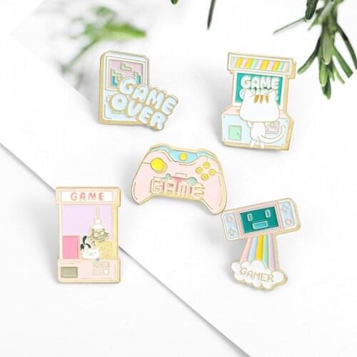 Mini Rainbow Love Pet Ice Cream Color Video Game Enamel Pin Button Rocker Childrens Toy Badge Punk Brooch Jewellery