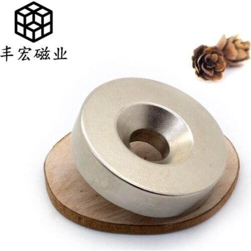 D60 * 10-10 round high temperature resistant industrial strong magnet with holes 60*10 holes 10 NdFeB salvage strong magnet