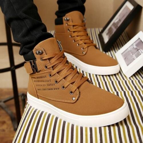Mens Sneakers 2020 Autumn Winter Warm Matte Leather High Top Mens Shoes Large Size Size 47 Retro Casual Mens Boots Male