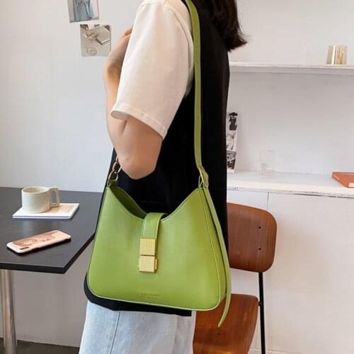 Shoulder Bag Female Designer Handbag Underarm Crossbody Bag Chain Baguette Bag Backpack Zipper Fashion 2021 New Trend PU Leather