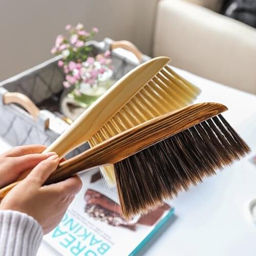 New Long Handle Bristles Bed Brush Wooden Antistatic Dust Brushes Carpet Sofa Clothes Sweeping Broom Household Cleaning Tools
