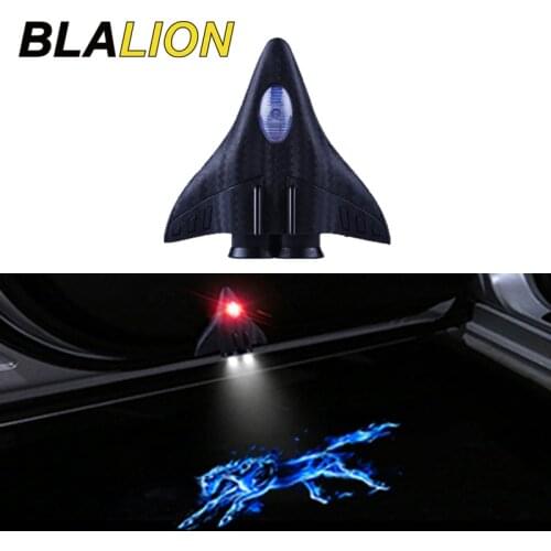 Car Warning Light USB Welcome Door Light LED Projector Running Horse Red Blue Wireless Dynamic Signal Lamp Auto Atmosphere Lamp