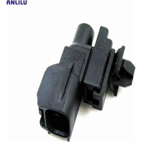 8879022131 Air Temperature Sensor Suitable for GX460 IS250 LS600h SC430 Camry Landcruiser Multi 88790-22131