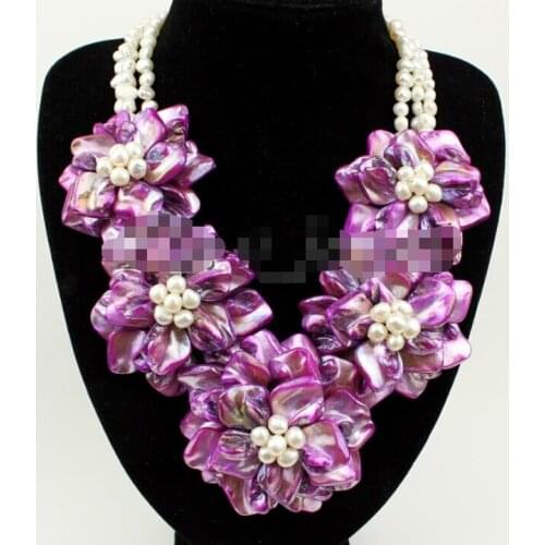 Charming Freshwater Pearl Shell Necklace/Earring Set