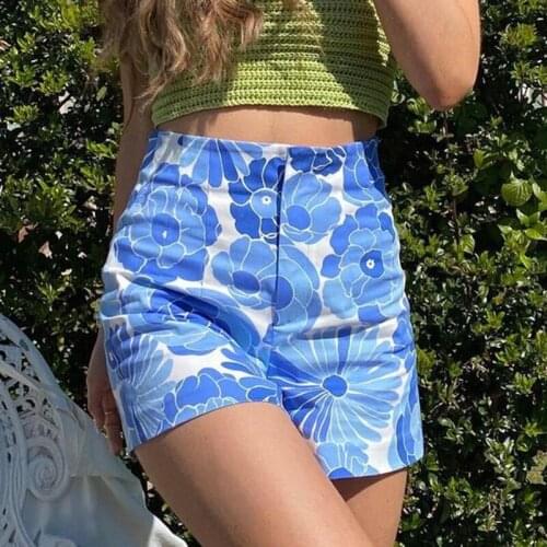 Blue Floral Printed Pattern Shorts Female Summer High Waist Wild Vacation Leisure Wide Leg Straight Shorts with Pockets